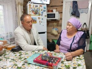 Дым-Тамакский СДК навестил семью участника СВО