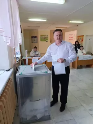 Заместитель главы Ютазинского района проголосовал на выборах