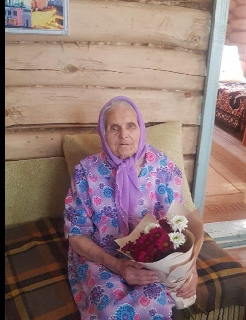 90-летний юбилей отметила ветеран труда, жительница села Старые Уруссу Миннур Юнусова