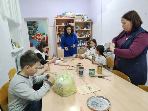 Волонтёры «Лига активистов» поддерживают бойцов всевозможными способами