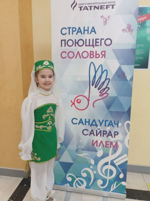 Юные солистки УДШИ покорили Альметьевск