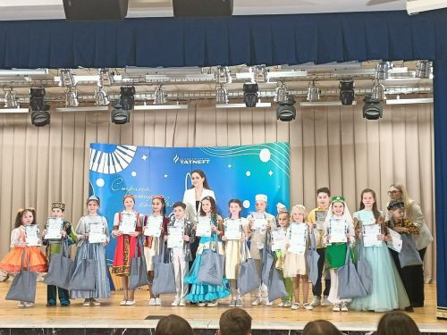 Юные солистки УДШИ покорили Альметьевск