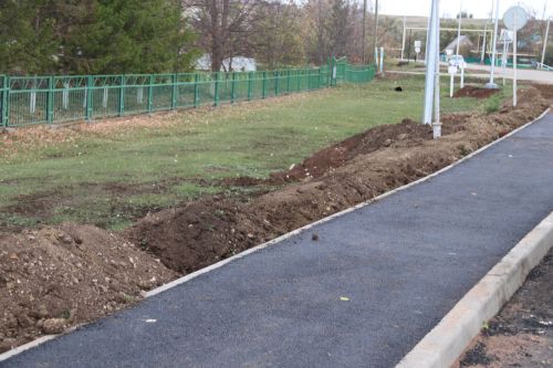 В селе Байряка по улице Ютазинской завершены работы по строительству тротуара