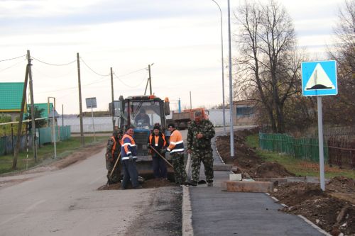 В селе Байряка по улице Ютазинской завершены работы по строительству тротуара