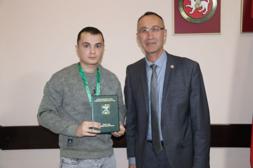 Футболисты района встретились с Аязом Шафигуллиным