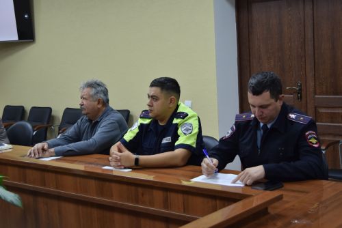 В исполкоме района состоялось расширенное заседание КДН