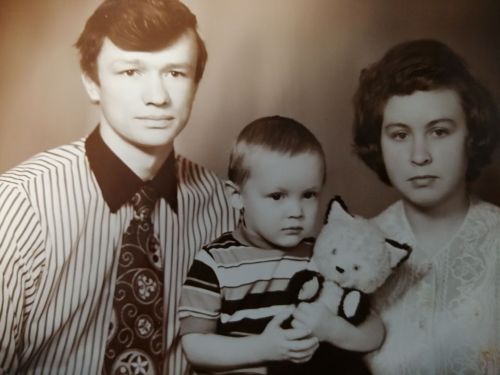 Уруссинка Светлана Желенкова перешагнула 75-летней жизненный рубеж