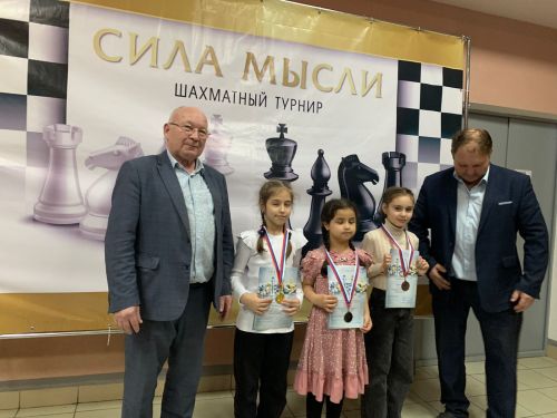 Шахматисты «ЦДТ» привезли золото из Азнакаево