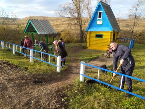 Территория родника в Байряки-Тамаке преобразилась