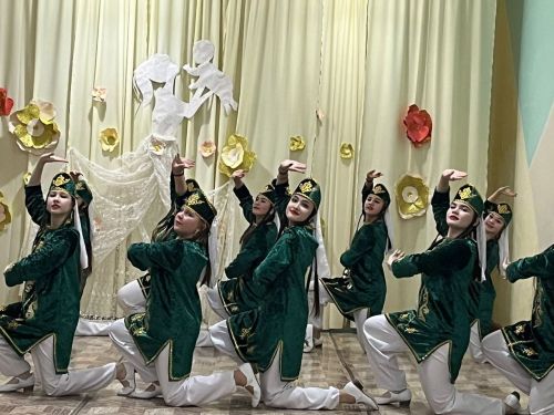 В ЦДТ отметили наступающий День матери