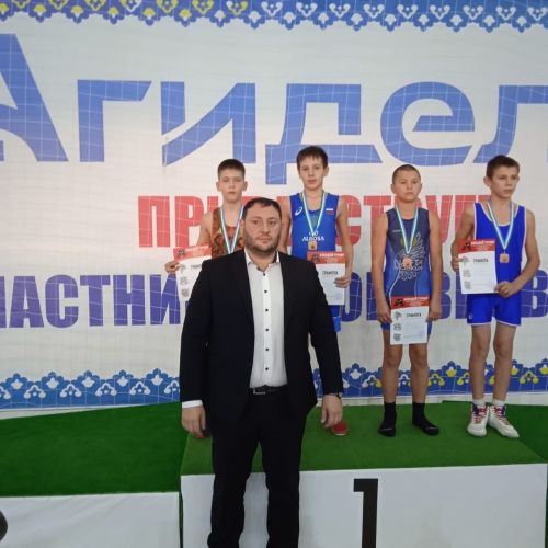 Призовые места заняли уруссинские борцы в турнире по греко-римской борьбе