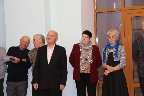 Дед Мороз со Снегурочкой пришли к активистам и представителям общественных организаций района