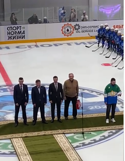 В городе Октябрьский открылся Ледовый дворец
