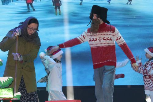 Одаренные дети встретились на новогодней елке