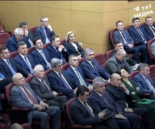 Рустам Минниханов поручил на самом высоком уровне провести торжественные мероприятия ко Дню защитника Отечества