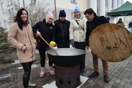 Урыссулылар Нәүрүзне бәйрәм итте