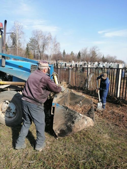 Навели порядок возле уруссинского погоста
