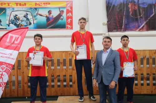 В Уруссу состоялось открытие Чемпионата Ютазинского района по национальной борьбе корэш