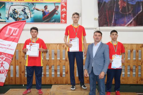 В Уруссу состоялось открытие Чемпионата Ютазинского района по национальной борьбе корэш