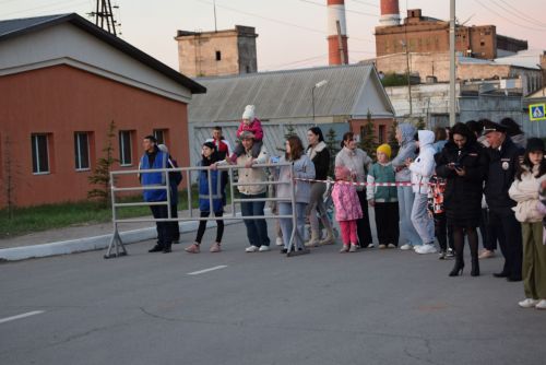 Салют в честь Дня Победы завершил праздничные мероприятия в Уруссу