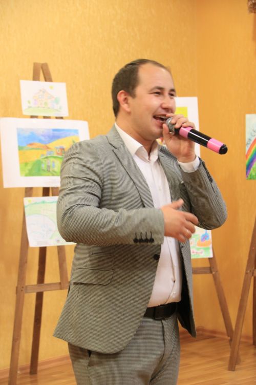 В честь Международного дня семьи в Уруссинском РДК состоялось чествование супружеских пар