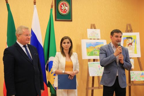 В честь Международного дня семьи в Уруссинском РДК состоялось чествование супружеских пар