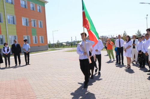 Прощай школа, здравствуй взрослая жизнь!