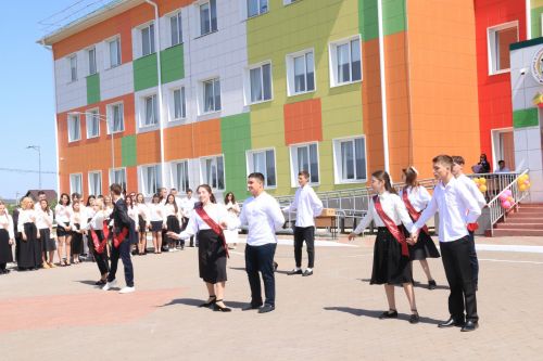 Прощай школа, здравствуй взрослая жизнь!