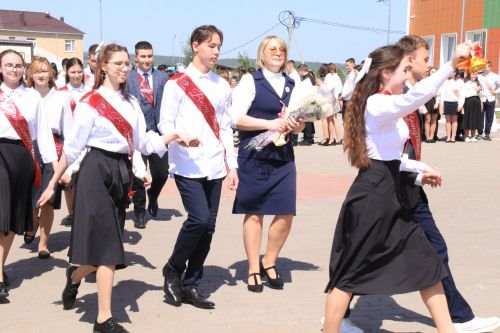 Прощай школа, здравствуй взрослая жизнь!