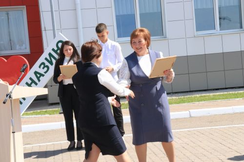 Прощай школа, здравствуй взрослая жизнь!