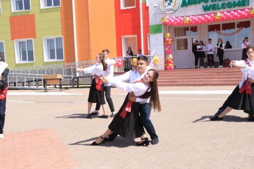 Прощай школа, здравствуй взрослая жизнь!