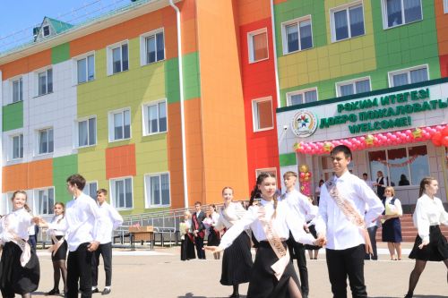 Прощай школа, здравствуй взрослая жизнь!