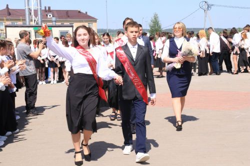 Прощай школа, здравствуй взрослая жизнь!