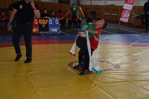 В Уруссу состоялось открытие Чемпионата Ютазинского района по национальной борьбе корэш