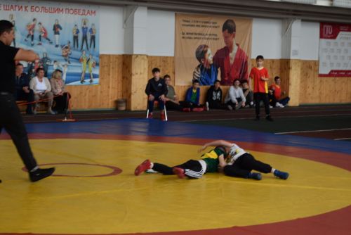 В Уруссу состоялось открытие Чемпионата Ютазинского района по национальной борьбе корэш