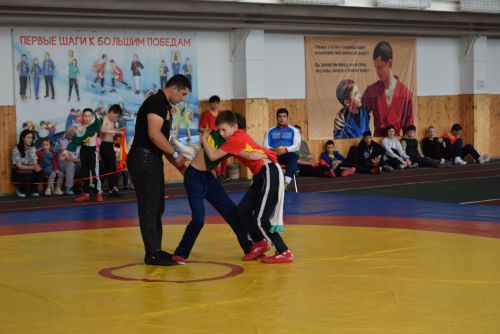 В Уруссу состоялось открытие Чемпионата Ютазинского района по национальной борьбе корэш