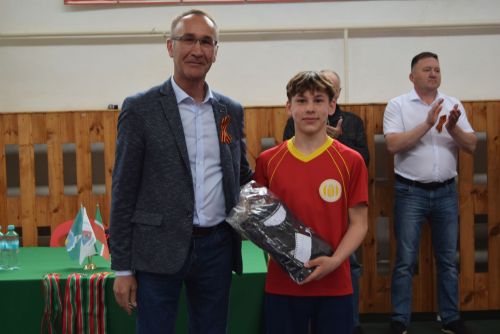 В Уруссу состоялось открытие Чемпионата Ютазинского района по национальной борьбе корэш