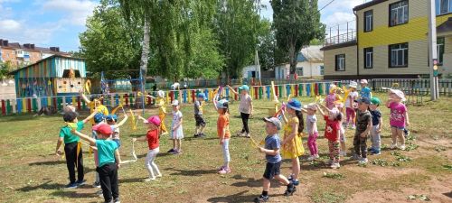 1 июня почти во всех странах отмечается Международный день защиты детей