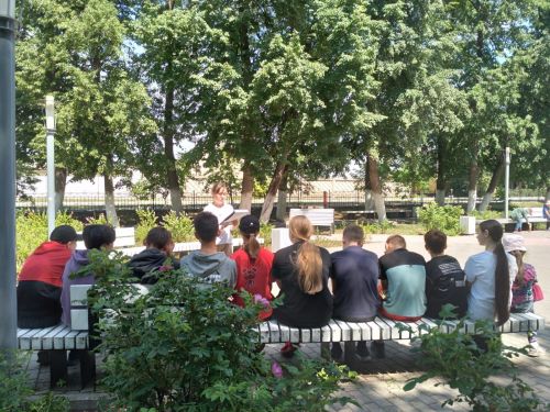 В парке “Семейный” Центральная детская библиотека провела викторину «Эти забавные животные»