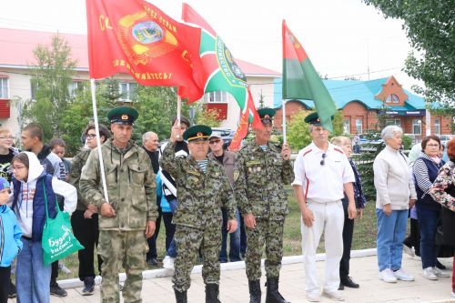 Распахнули сердца для памяти