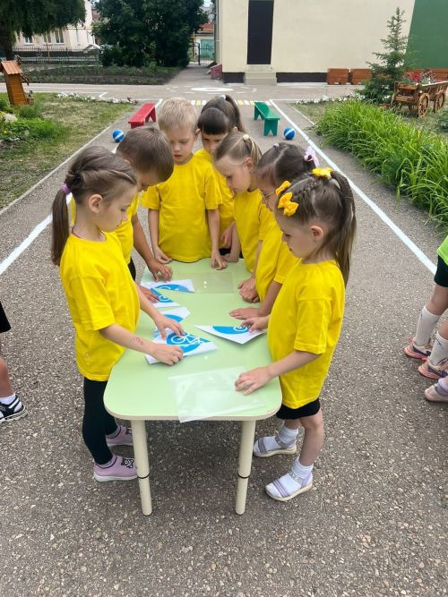 Уруссинские малыши прошли квест-игру по ПДД