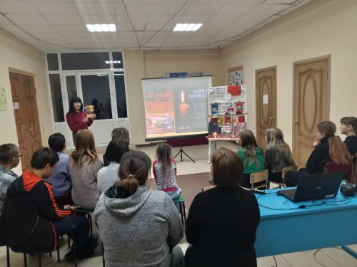 В Каракашлинской сельской библиотеке провели урок памяти «За час до рассвета»