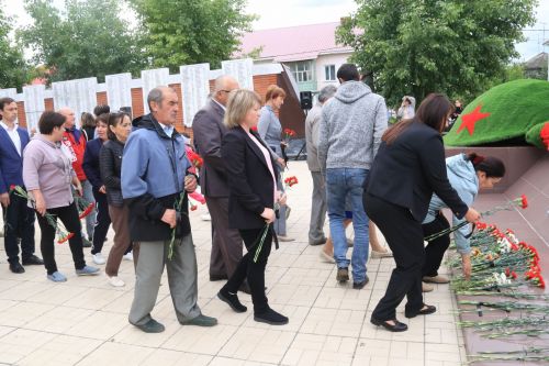 Распахнули сердца для памяти