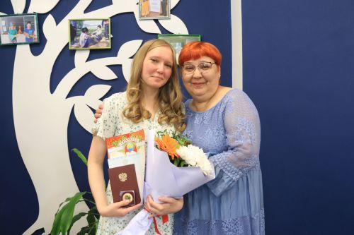Уруссинским школьникам вручены аттестаты