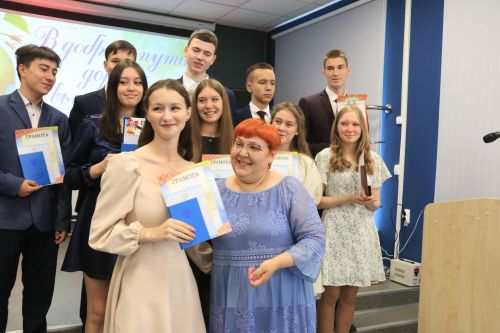 Уруссинским школьникам вручены аттестаты