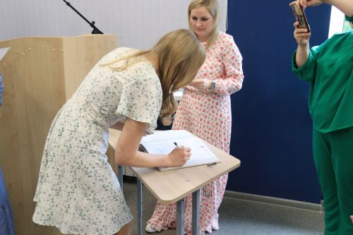 Уруссинским школьникам вручены аттестаты