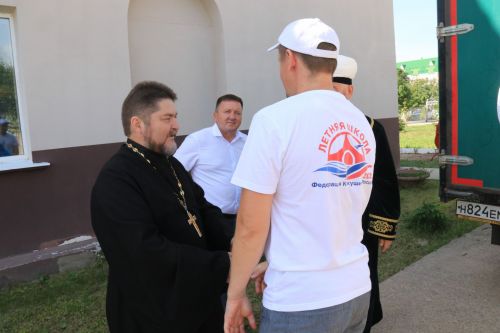 Гуманитарный груз — от ютазинцев