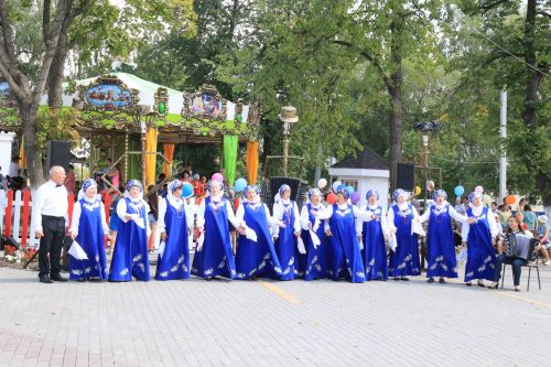 Уруссинцы отметили яблочно-медовый спас