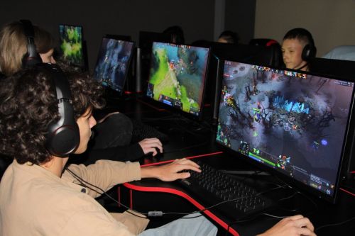 Вот и завершилась битва титанов Ютазинского района по Dota 2