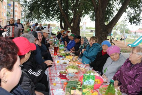 День рождения двора — объединяет всех соседей
